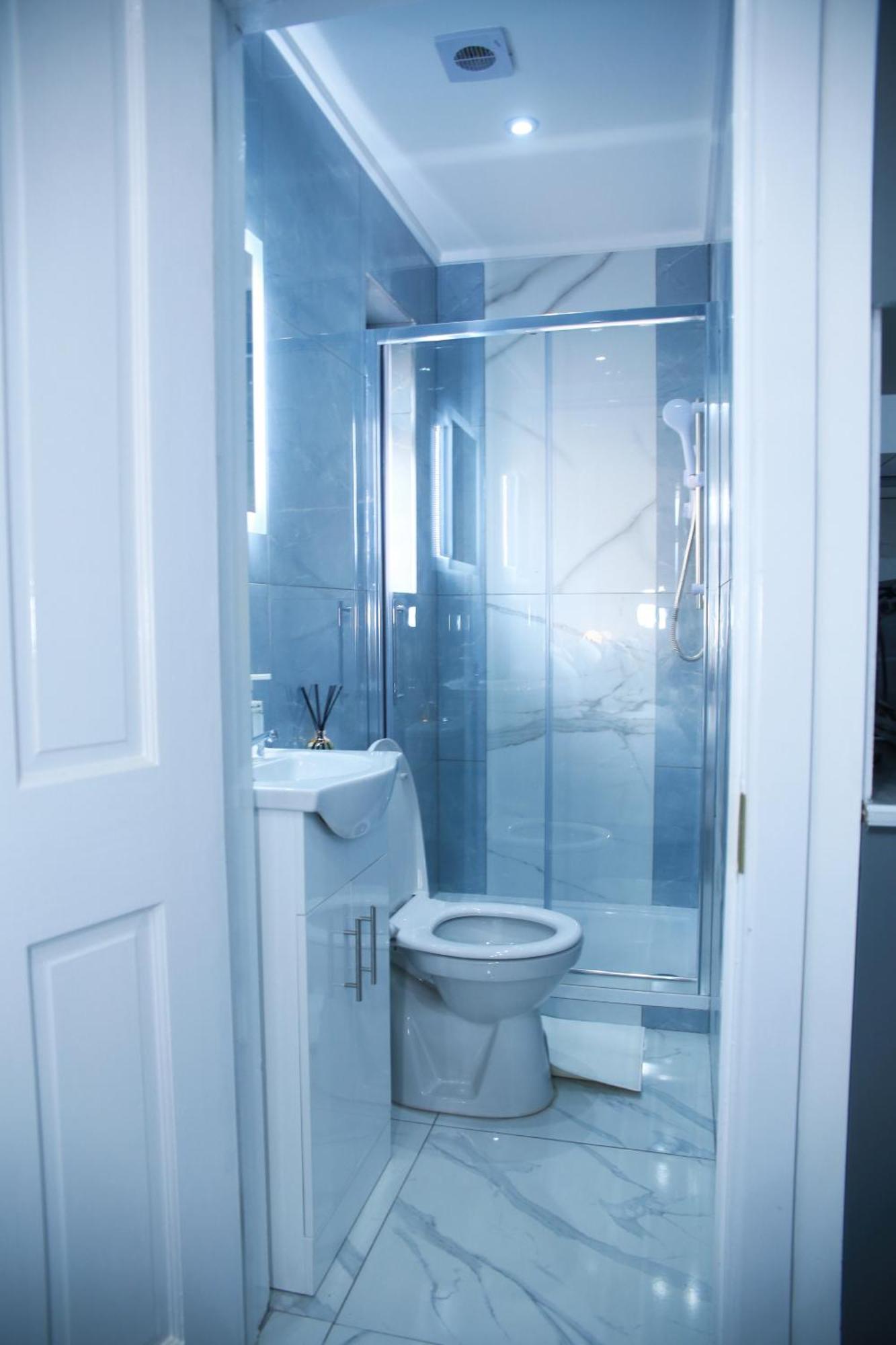 Harrow Luxury Flat With Free Parking. Apartment Londra Exterior foto